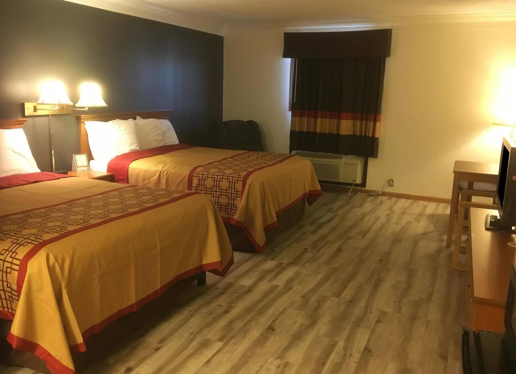 Americas Best Value Inn & Suites Thief River Falls Eksteriør bilde