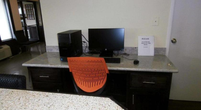 Americas Best Value Inn & Suites Thief River Falls Eksteriør bilde