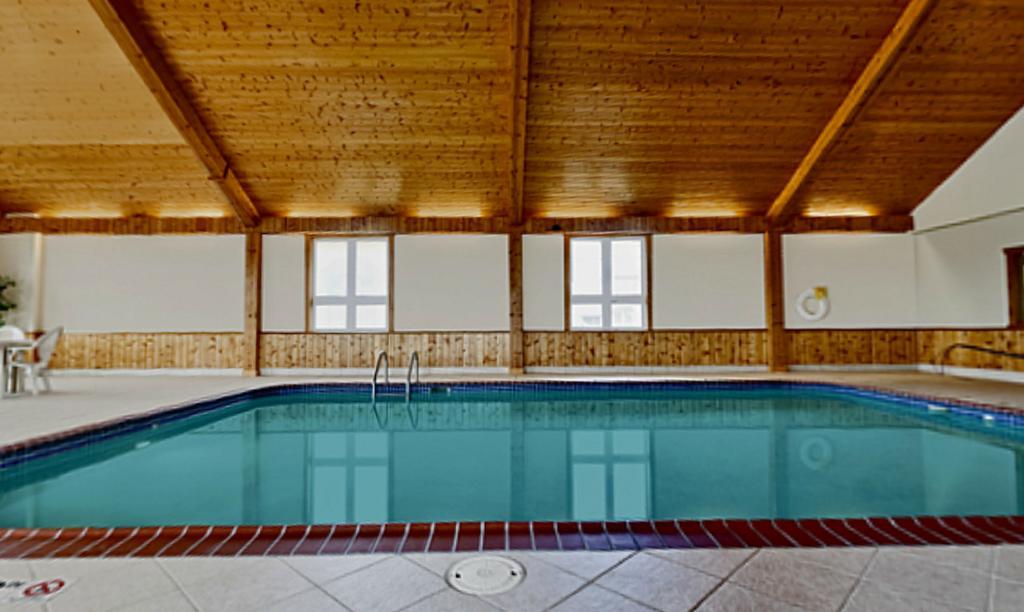 Americas Best Value Inn & Suites Thief River Falls Eksteriør bilde
