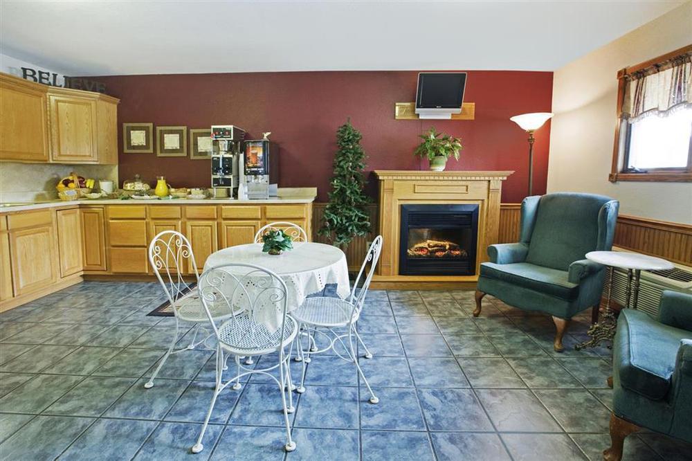 Americas Best Value Inn & Suites Thief River Falls Restaurant bilde